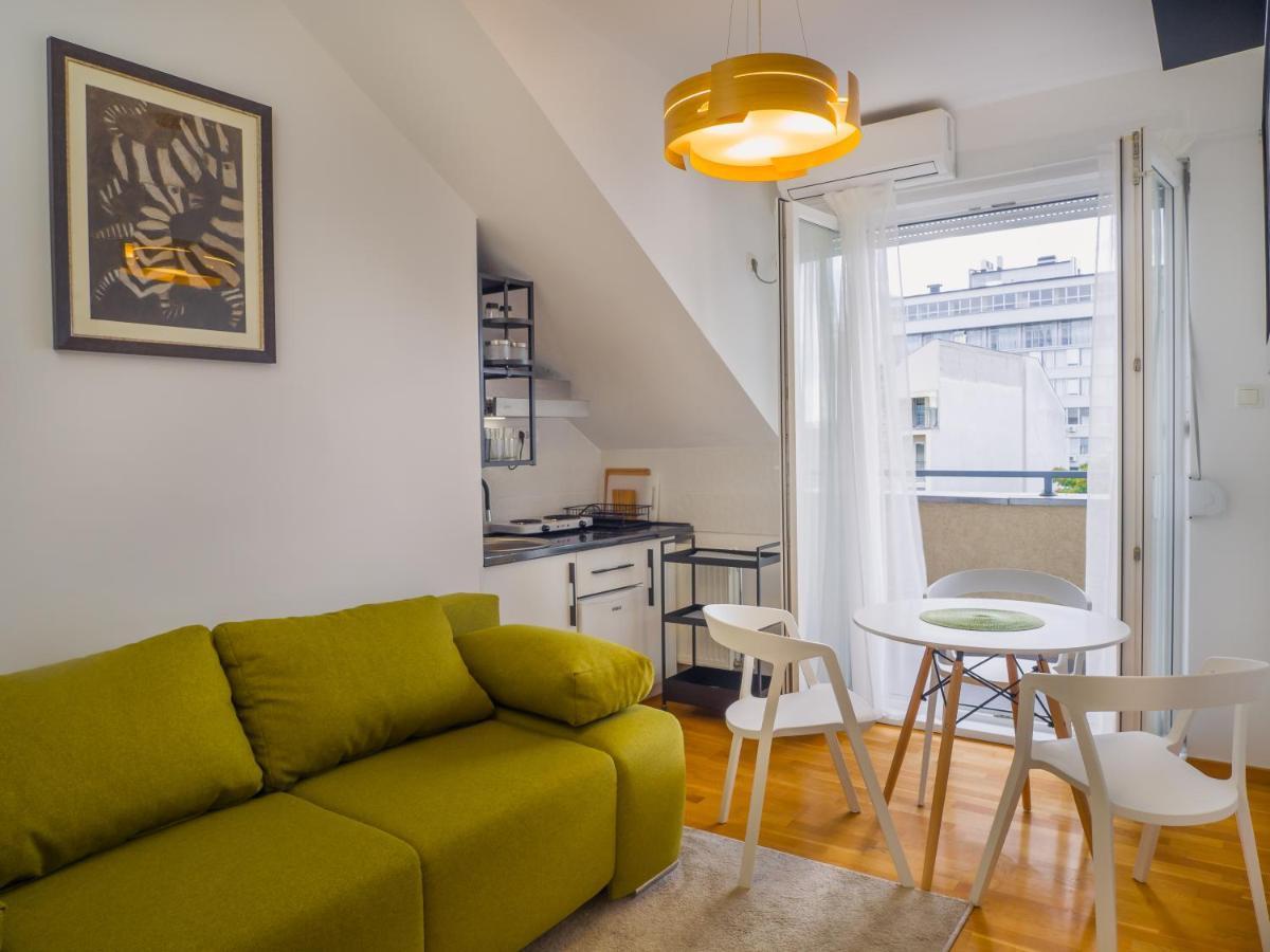 Apartment Neo 2 Free Parking Novi Sad Bagian luar foto