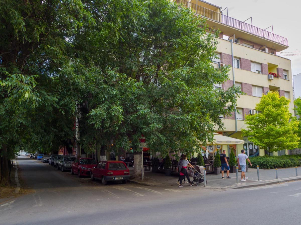 Apartment Neo 2 Free Parking Novi Sad Bagian luar foto